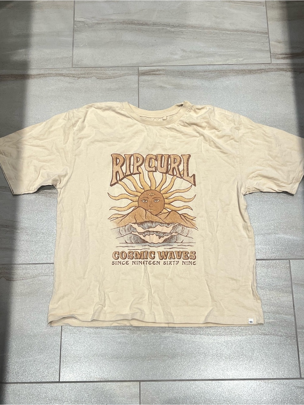 Rip Curl Tan Sun & Cosmic Waves Graphic Tee
